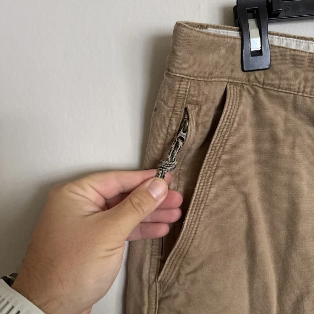 Columbia Mens 34 Khaki Shorts Chino 9
